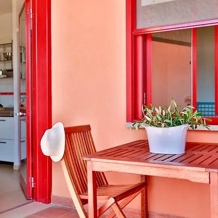Lejlighedshotel With Pool And Private In Just 500 Mt From The Sea *