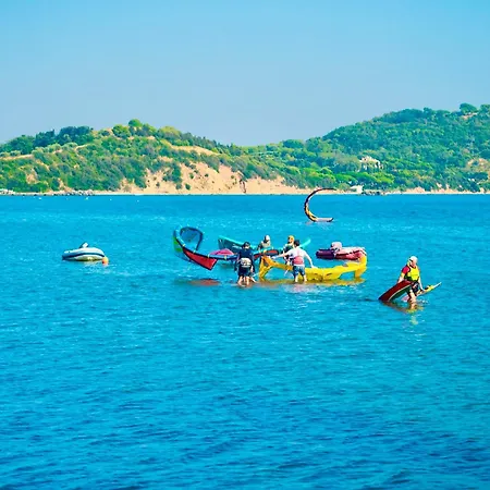 With Pool And Private In Just 500 Mt From The Sea Lejlighedshotel *